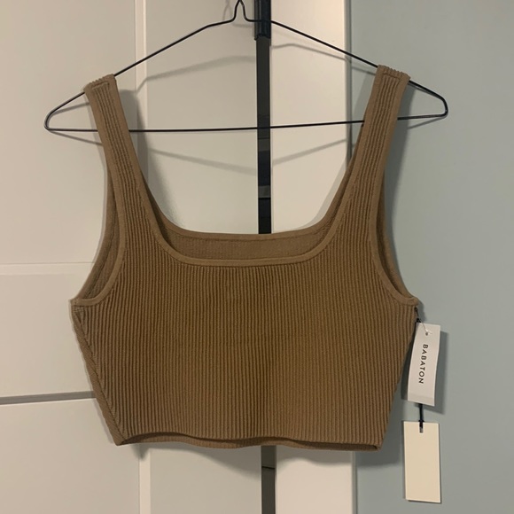 brand new Aritzia top with tags still on - Picture 1 of 1